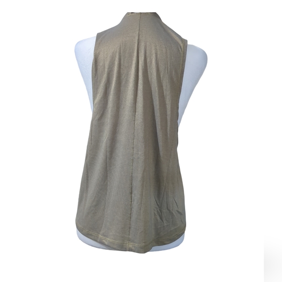 Lululemon Active Wear color shimmery gold and which it as a like triangle design - Picture 2 of 5